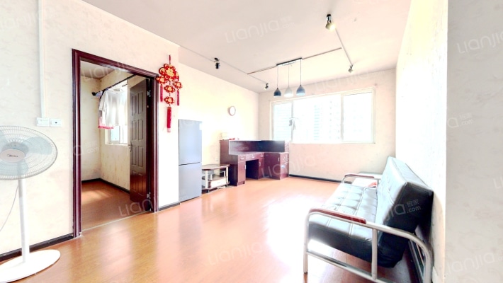 恒峰步行街二手房实景图