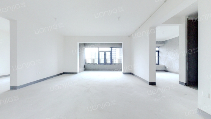 凤栖春澜苑二手房实景图