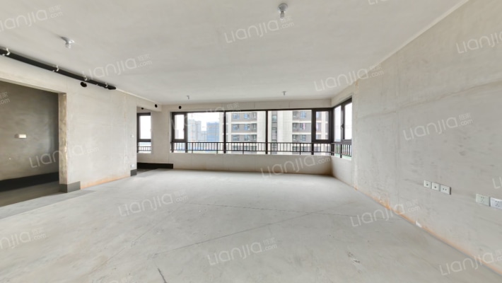 新希望锦粼湖院二手房实景图