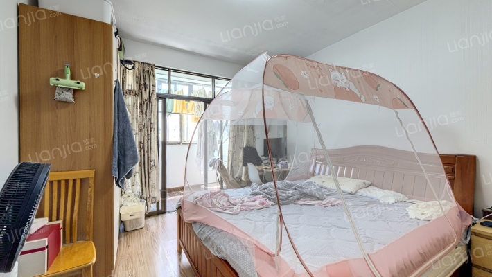 兰溪路231弄二手房实景图