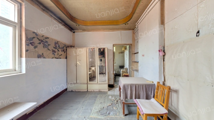 石铁33宿舍二手房实景图