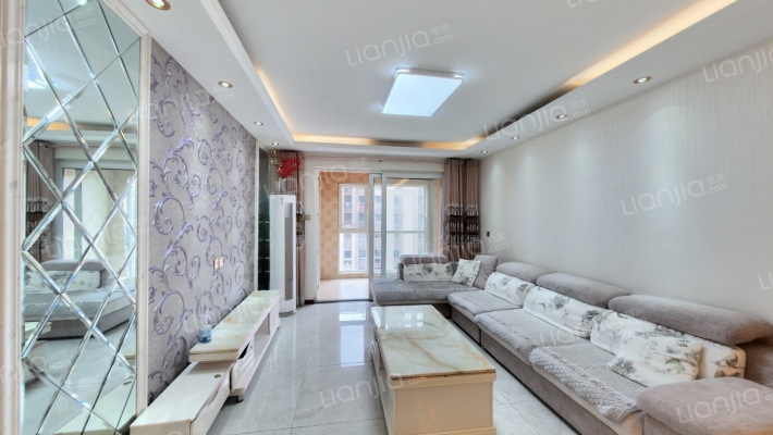 保利拉菲公馆北区二手房实景图