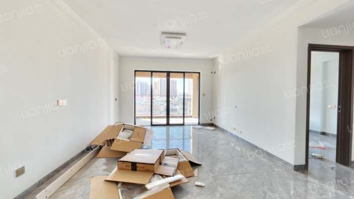 铂金广场二手房实景图