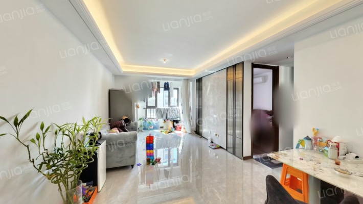 金地中骏·和悦府二手房实景图