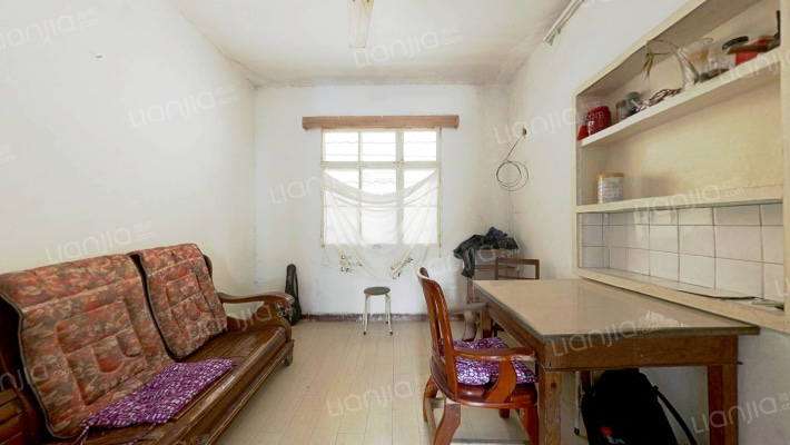 湖心南路281号二手房实景图