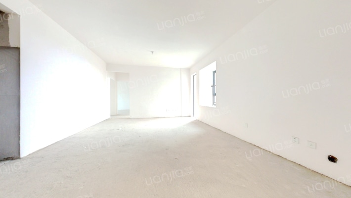 花雨树阳光小镇二手房实景图