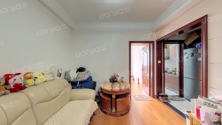 钻界公寓二手房实景图