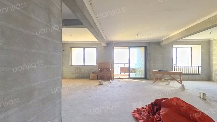 婺畔雅居东区二手房实景图