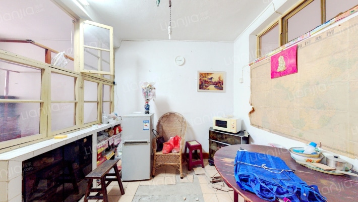 打铁垱六座新村二手房实景图