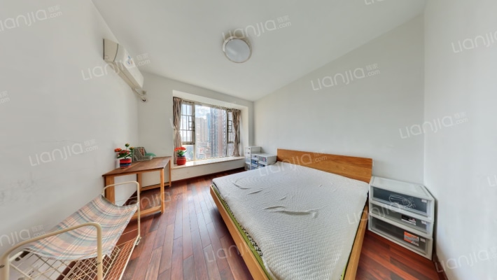 置信逸都B区二手房实景图