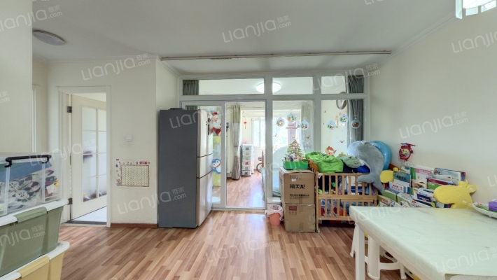 领秀慧谷B区二手房实景图