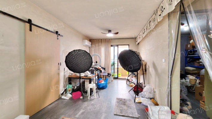 中南绿地云堤二手房实景图