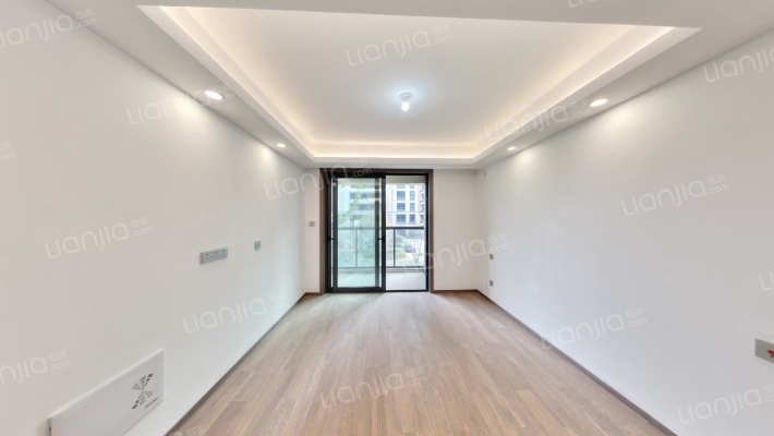 卓越府二手房实景图