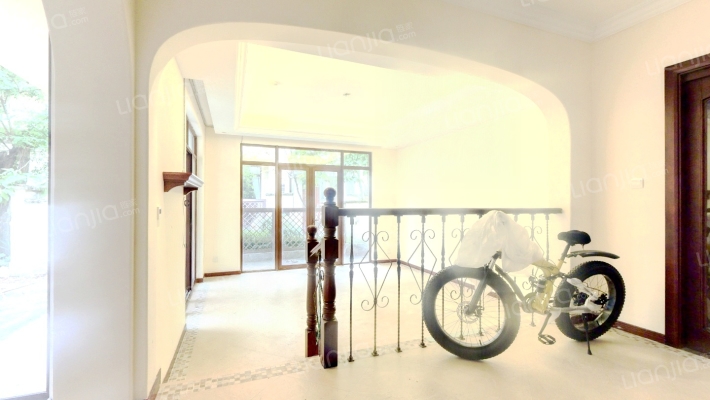 龙湖小院青城二手房实景图