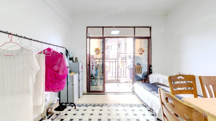 四洲蜜方二手房实景图