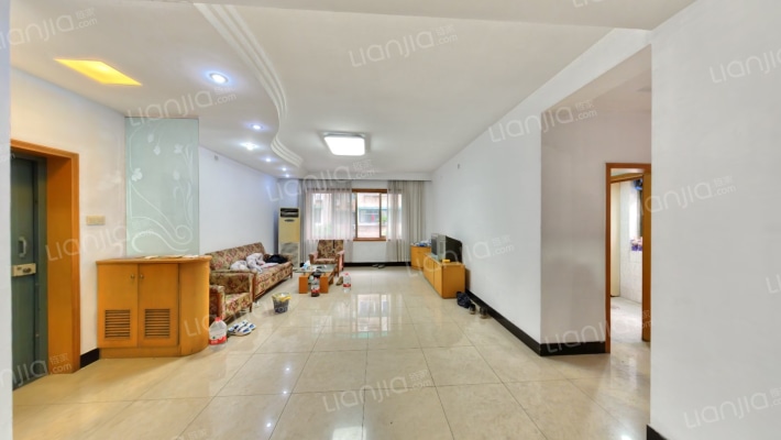 国家税务总局长沙市芙蓉区税务局宿舍二手房实景图