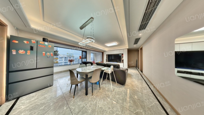 蓝光领誉二手房实景图