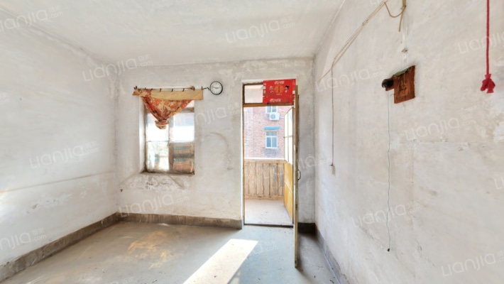 毛纺厂家属院二手房实景图