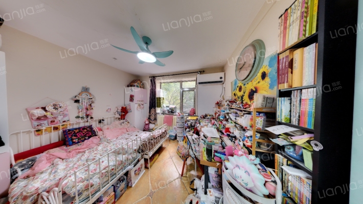 鸿记里二手房实景图