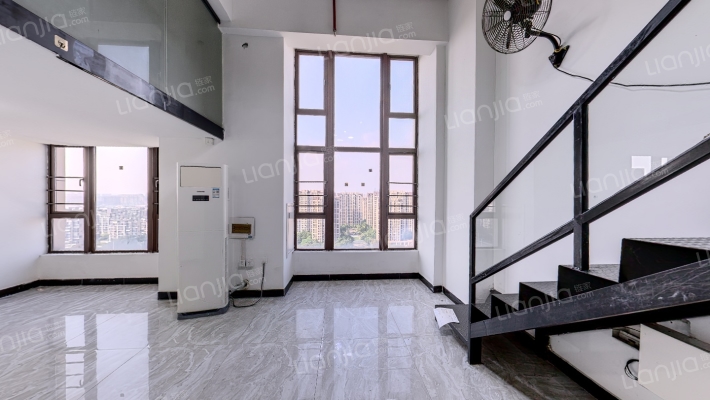 阳光天地二手房实景图