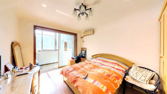 威宁路291弄二手房实景图