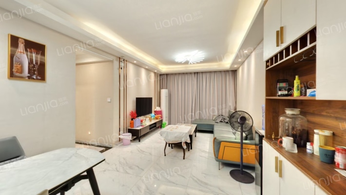 松湖碧桂园·天钻二手房实景图