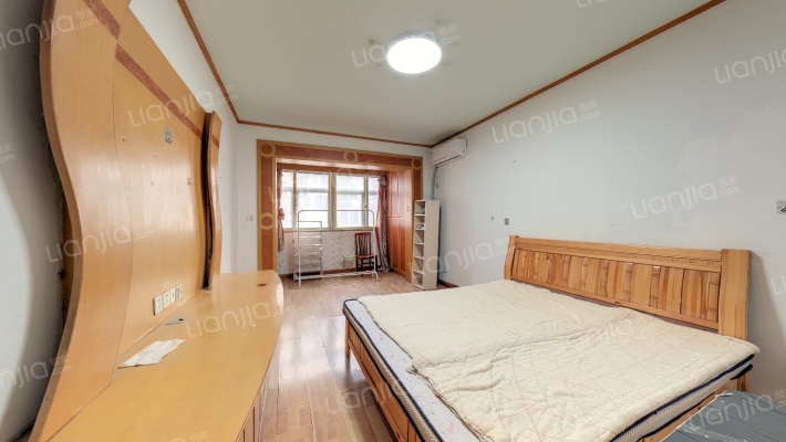 南方花园B组团二手房实景图