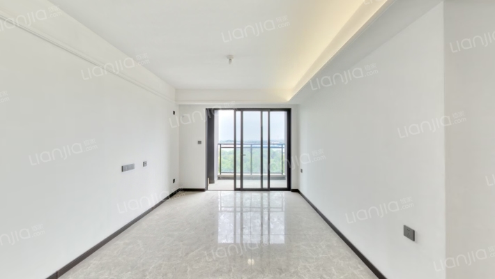 万科璞悦山二手房实景图