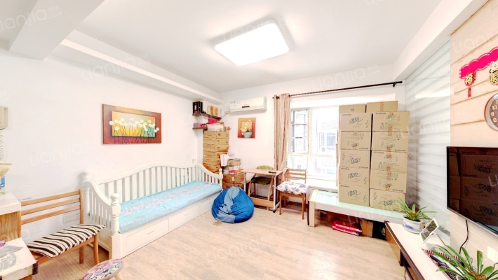 新天地二手房实景图