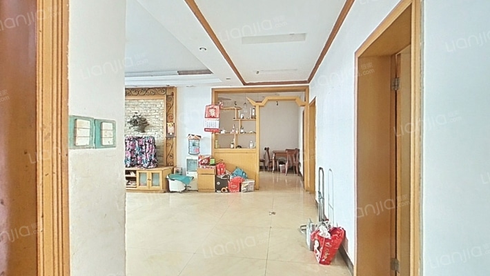 长湖街32号二手房实景图