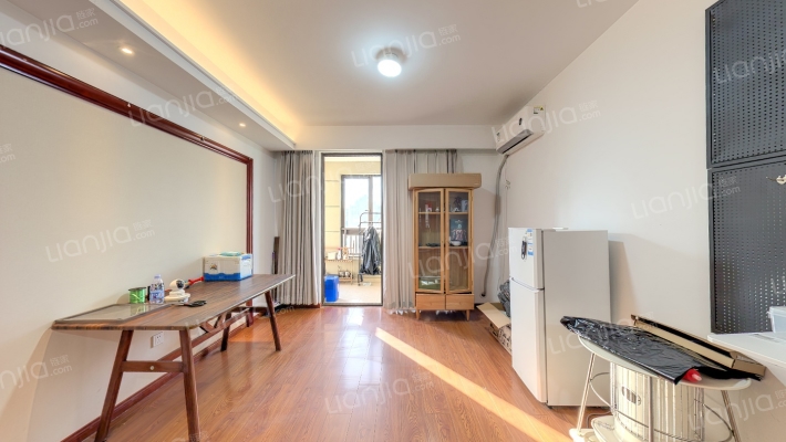 文一名门首府二手房实景图