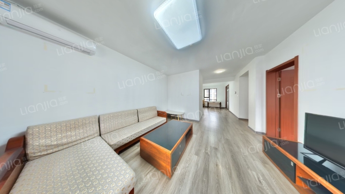 招商·雍和府二手房实景图