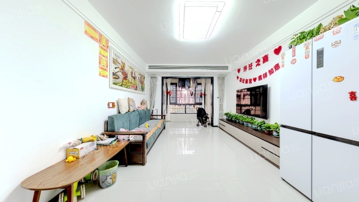 绿地新都会西城国际花都二期二手房实景图