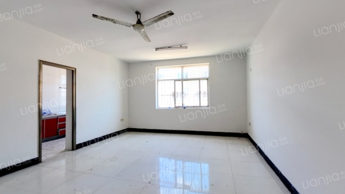 盛世花园小区二手房实景图