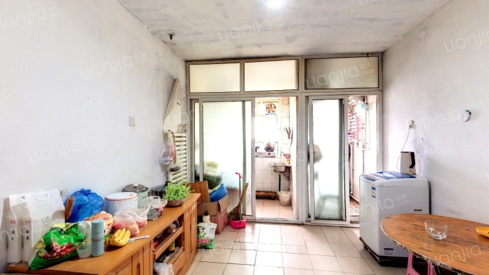 新铁小区二手房实景图