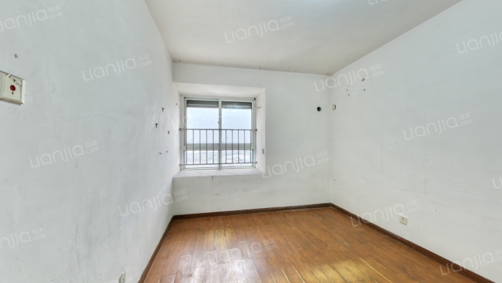 和美家园二手房实景图