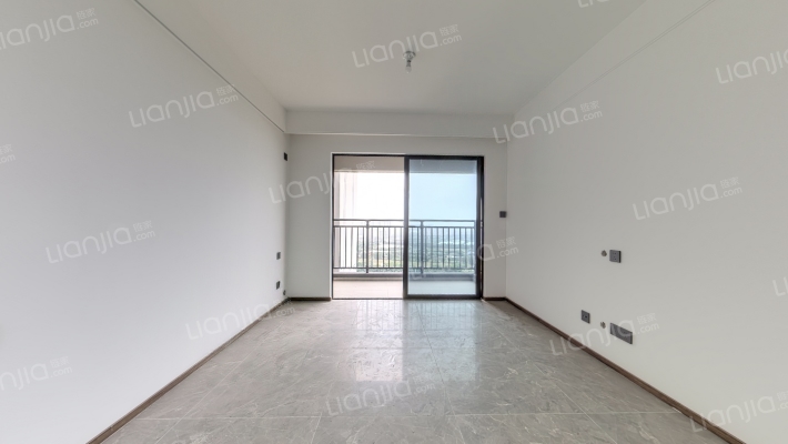 卓越碧桂园天悦湾二手房实景图