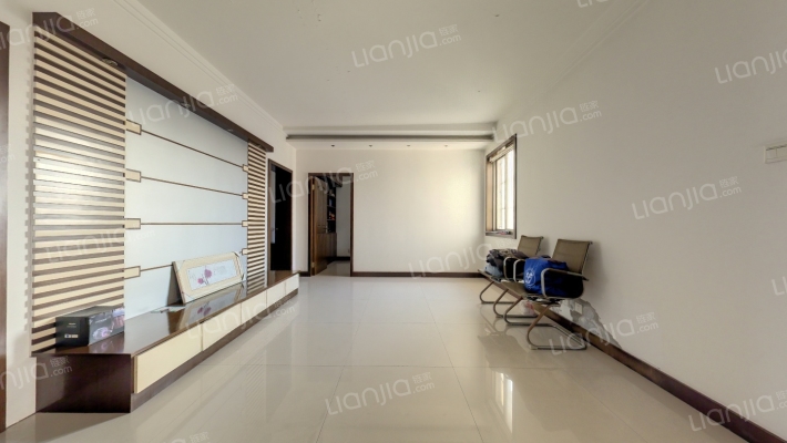 前进公寓二手房实景图