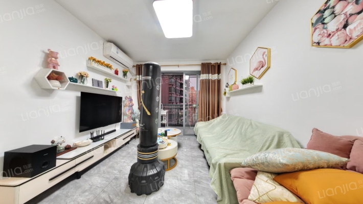 布吉中心花园二手房实景图