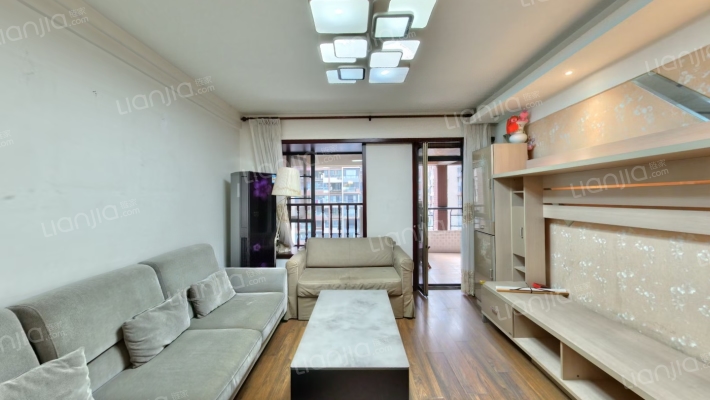 富丽碧蔓汀二手房实景图