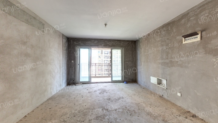 鑫天格林香山二手房实景图