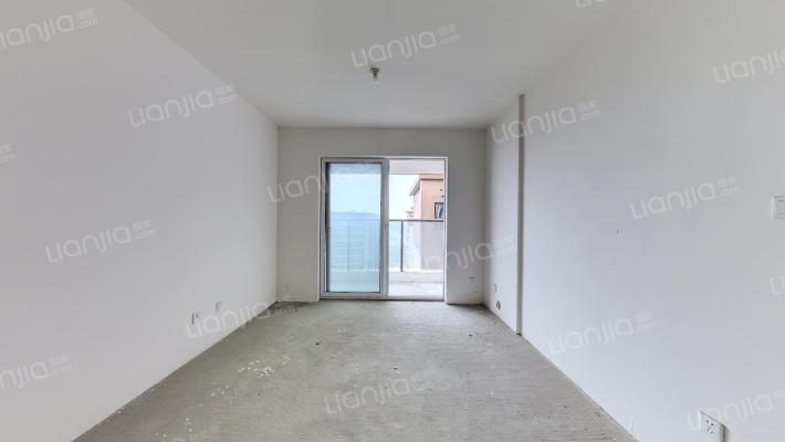 翡翠湾书苑二手房实景图