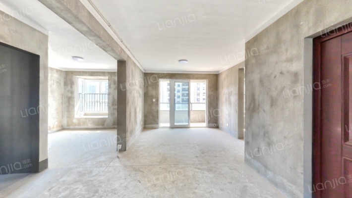 新兴岚湾三期西区二手房实景图