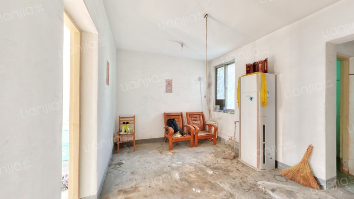 丝绸新村二手房实景图