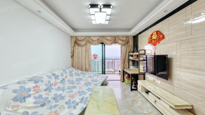 雅居乐铂爵山二手房实景图