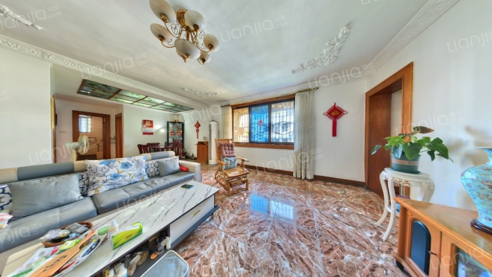 四道街15号二手房实景图