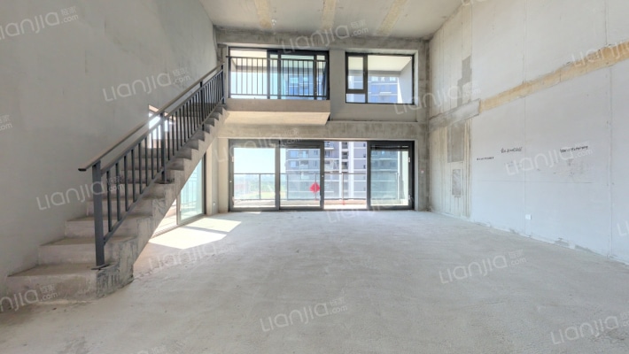 新城明昱东方二期二手房实景图