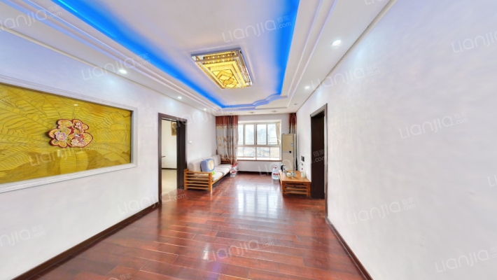 明霞花苑二手房实景图