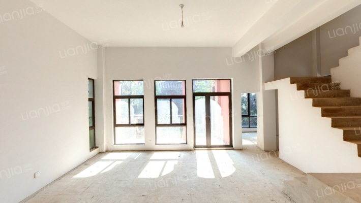 万辉星城蔷薇堡二手房实景图