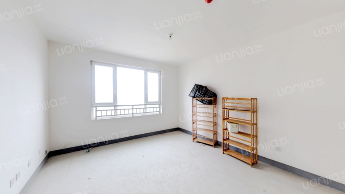 锦绣湖畔二手房实景图